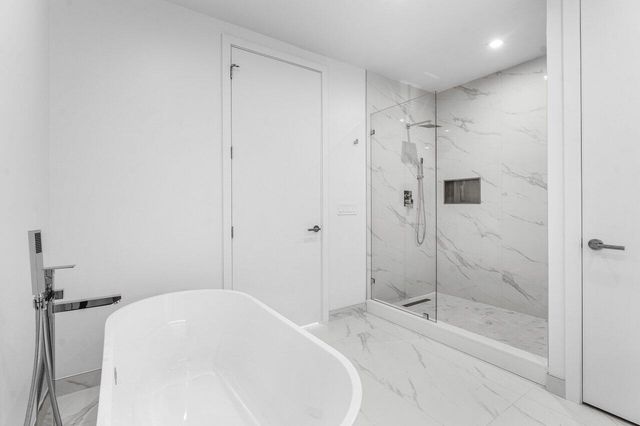 220 Lake Shore Drive 1415, Lake Park, FL 33403