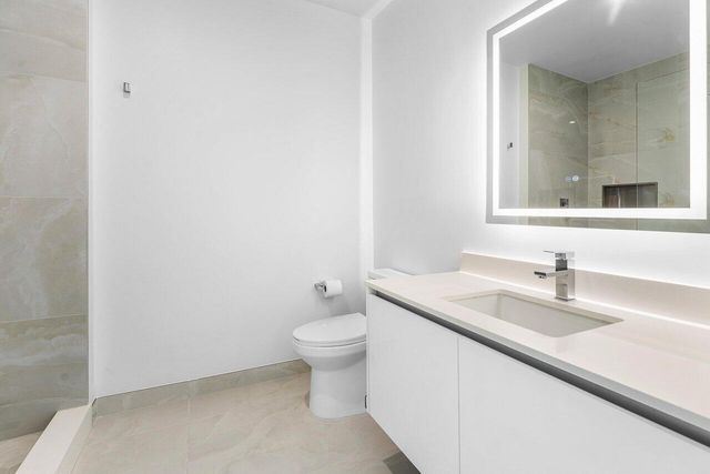 220 Lake Shore Drive 1415, Lake Park, FL 33403