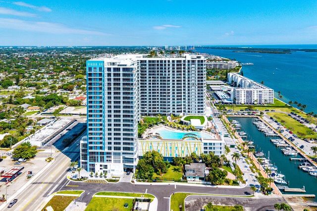220 Lake Shore Drive 1415, Lake Park, FL 33403