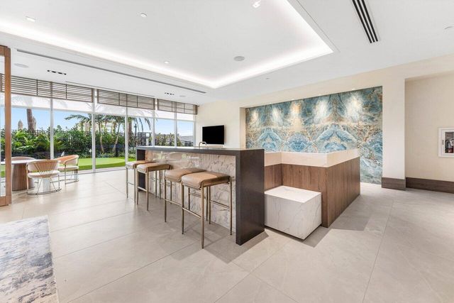 220 Lake Shore Drive 1415, Lake Park, FL 33403