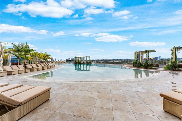 220 Lake Shore Drive 1415, Lake Park, FL 33403