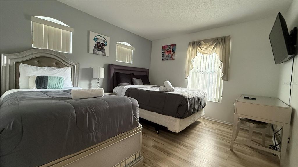 Image 20 of property listing at 513 BAILEY CIRCLE, Davenport, FL 33897