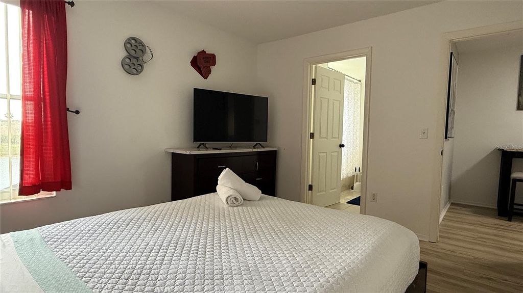 Image 27 of property listing at 513 BAILEY CIRCLE, Davenport, FL 33897