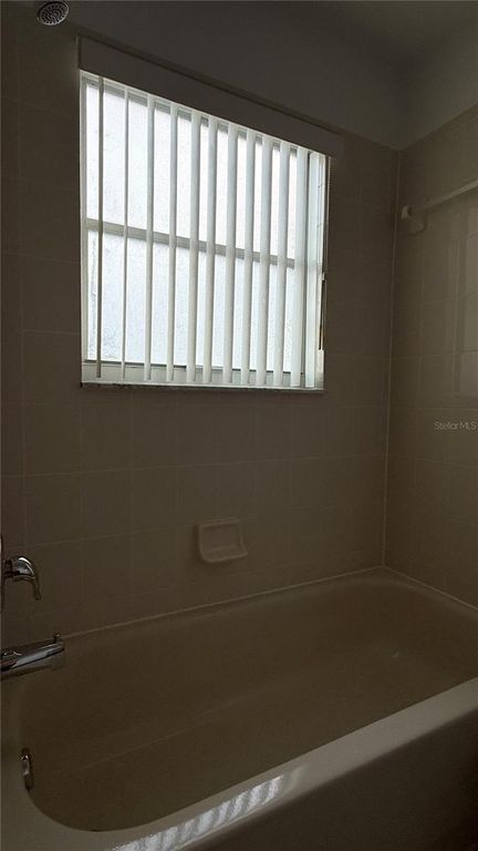 Image 29 of property listing at 513 BAILEY CIRCLE, Davenport, FL 33897