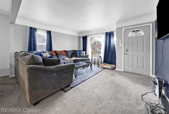 1439 Kingsley Street, Mt. Clemens, MI 48043