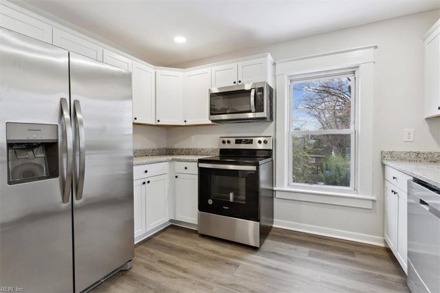 1307 Holly AVE B, Chesapeake, VA 23324