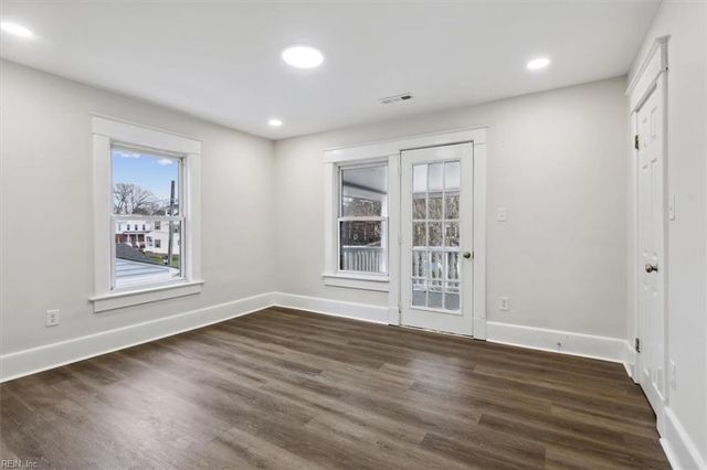 1307 Holly AVE B, Chesapeake, VA 23324