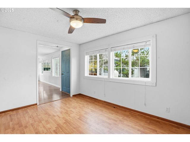 13217 Ne 59TH St 126, Vancouver, WA 98682