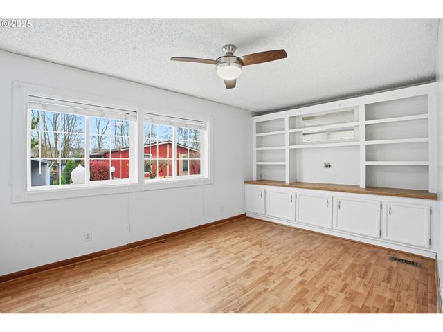 13217 Ne 59TH St 126, Vancouver, WA 98682