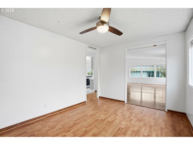 13217 Ne 59TH St 126, Vancouver, WA 98682