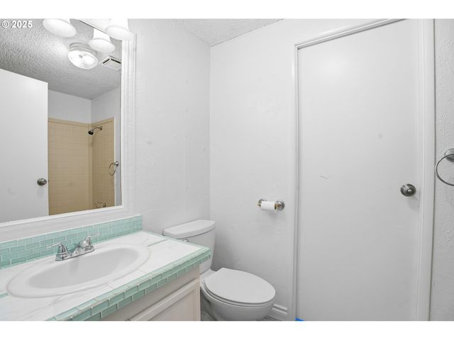 13217 Ne 59TH St 126, Vancouver, WA 98682