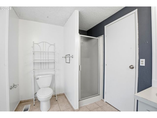 13217 Ne 59TH St 126, Vancouver, WA 98682