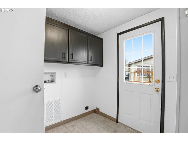 13217 Ne 59TH St 126, Vancouver, WA 98682