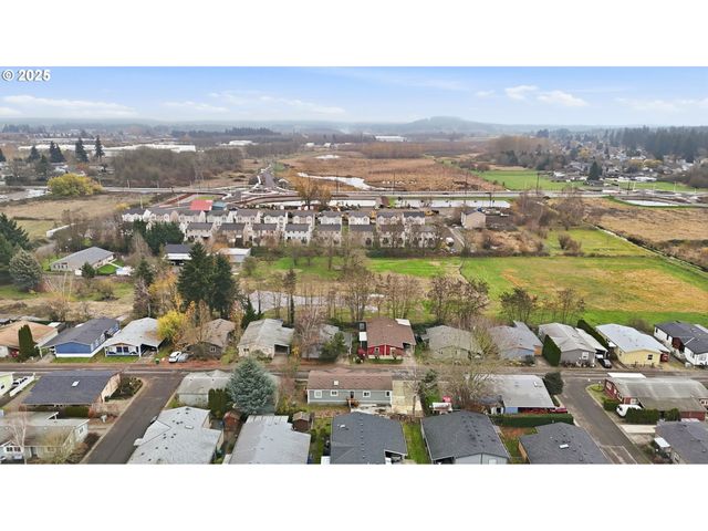 13217 Ne 59TH St 126, Vancouver, WA 98682