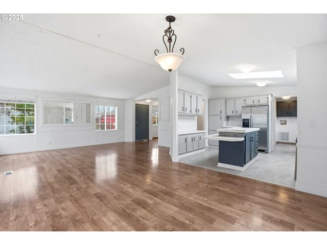 13217 Ne 59TH St 126, Vancouver, WA 98682