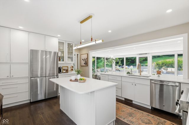 6976 Washington Boulevard, Indianapolis, IN 46220