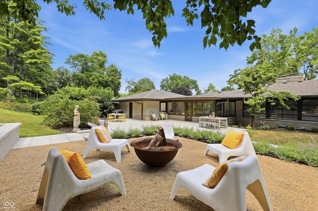 6976 Washington Boulevard, Indianapolis, IN 46220
