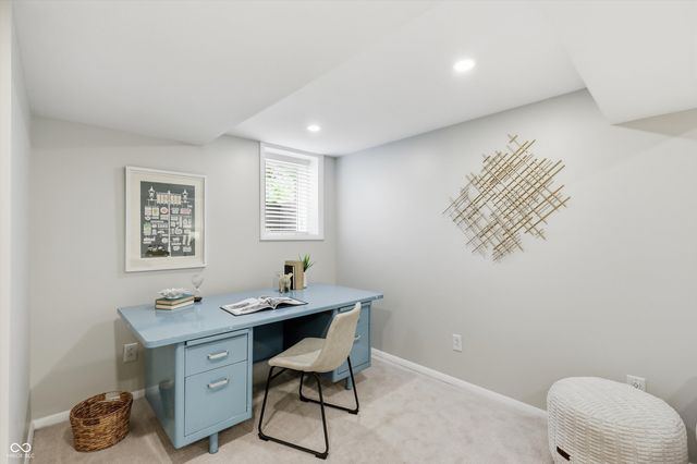 6976 Washington Boulevard, Indianapolis, IN 46220