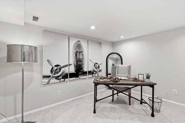 6976 Washington Boulevard, Indianapolis, IN 46220