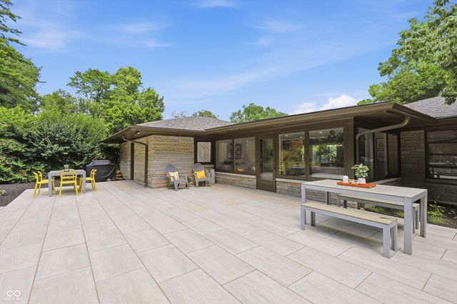 6976 Washington Boulevard, Indianapolis, IN 46220
