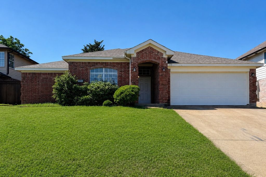 1115 Chancellorsville Parkway, Grand Prairie, TX 75052