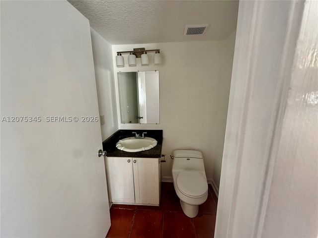 1094 SE 6th Ave 1094, Dania Beach, FL 33004