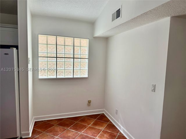 1094 SE 6th Ave 1094, Dania Beach, FL 33004