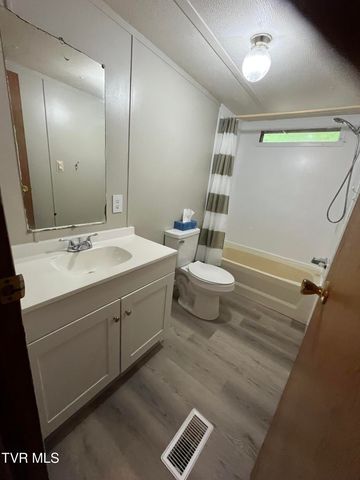 191 Bear Hollow Road, Elizabethton, TN 37643