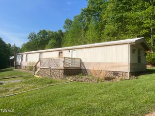 191 Bear Hollow Road, Elizabethton, TN 37643