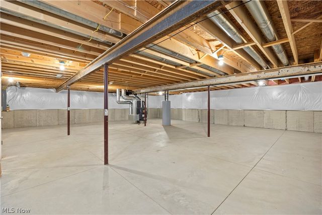 3822 Parkside Circle E, Lorain, OH 44053