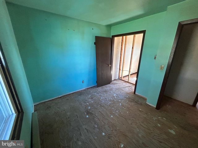 306 YEAGLEY RD, Myerstown, PA 17067