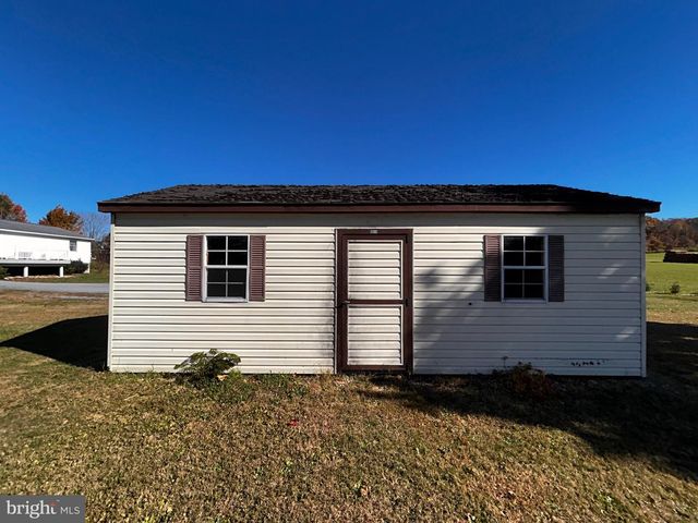 306 YEAGLEY RD, Myerstown, PA 17067