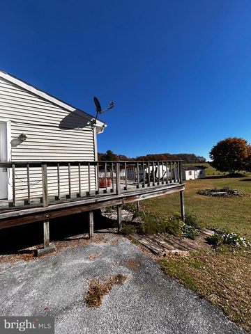 306 YEAGLEY RD, Myerstown, PA 17067