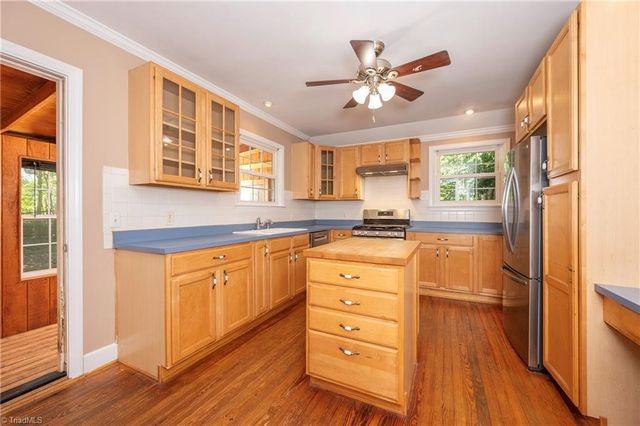 1443 Old Town Road, Winston-salem, NC 27106