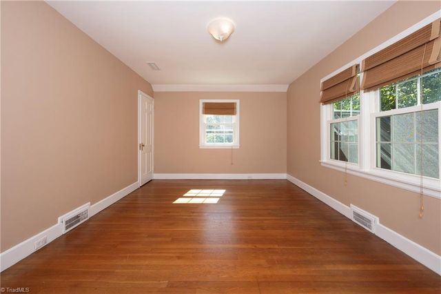 1443 Old Town Road, Winston-salem, NC 27106