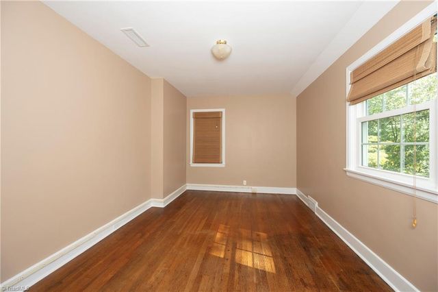 1443 Old Town Road, Winston-salem, NC 27106