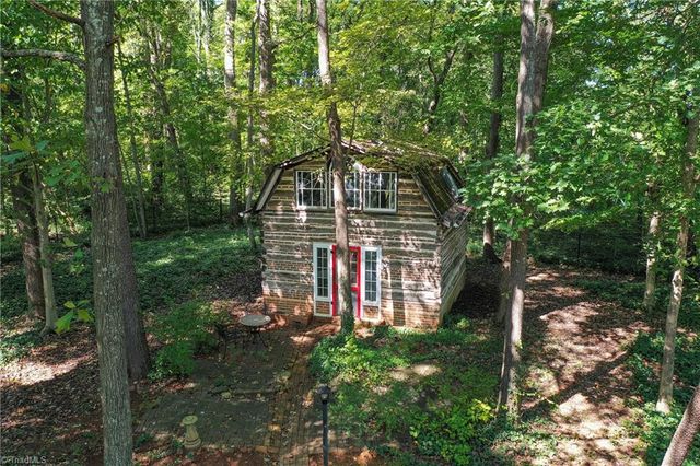 1443 Old Town Road, Winston-salem, NC 27106