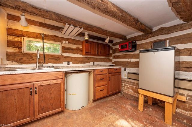 1443 Old Town Road, Winston-salem, NC 27106