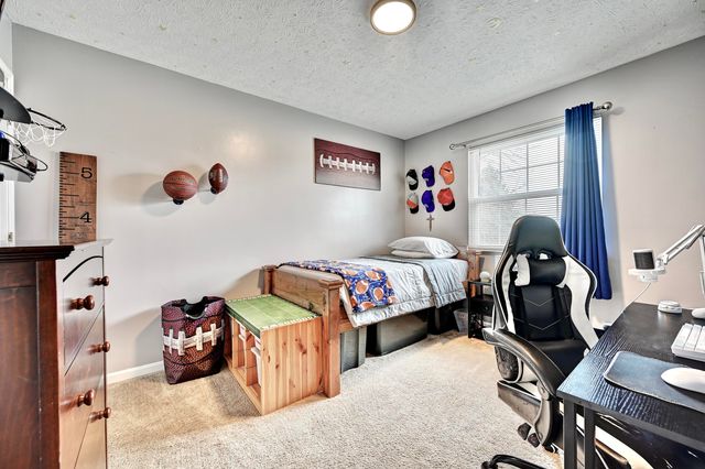 222 Springwood Drive, Alexandria, KY 41001