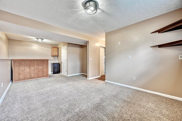 222 Springwood Drive, Alexandria, KY 41001