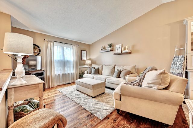 222 Springwood Drive, Alexandria, KY 41001