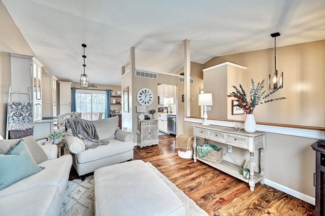 222 Springwood Drive, Alexandria, KY 41001