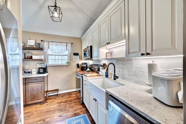 222 Springwood Drive, Alexandria, KY 41001