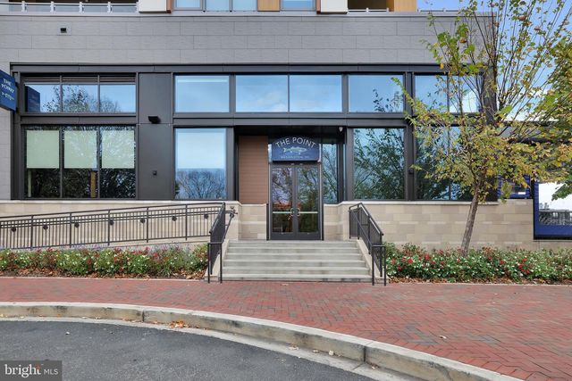 2447 SHANNON PL SE, Washington, DC 20020