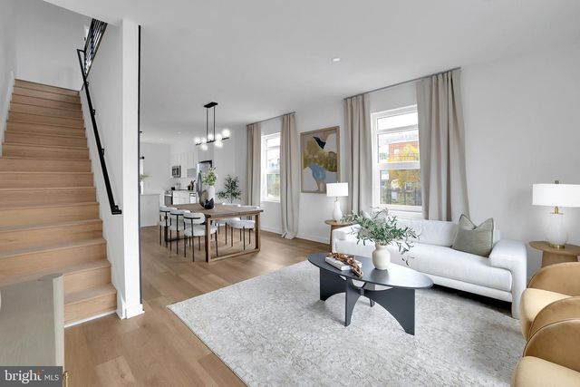 2447 SHANNON PL SE, Washington, DC 20020