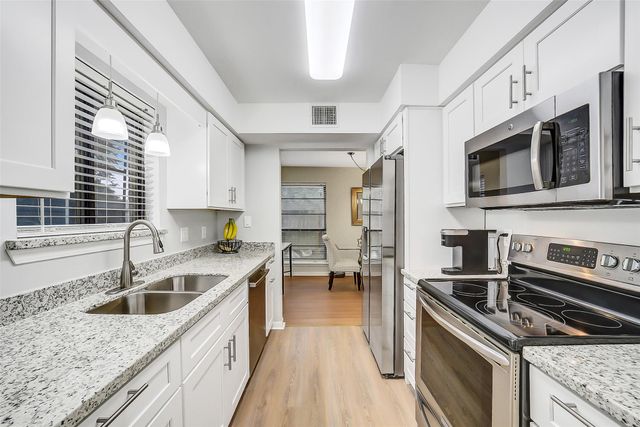 3414 Chadwell Glen Lane, Houston, TX 77082