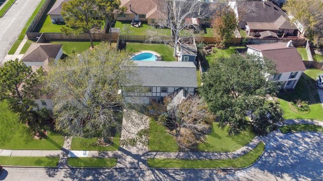 3414 Chadwell Glen Lane, Houston, TX 77082