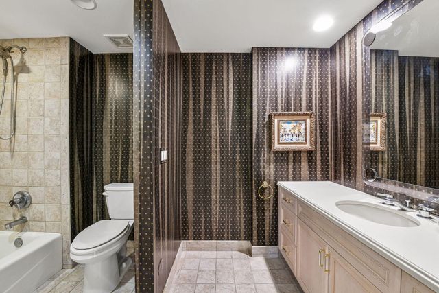 11626 Cedar Pass, Minnetonka, MN 55305
