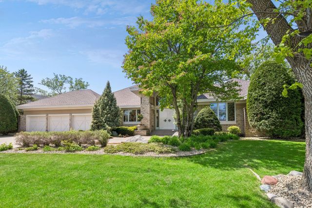 11626 Cedar Pass, Minnetonka, MN 55305