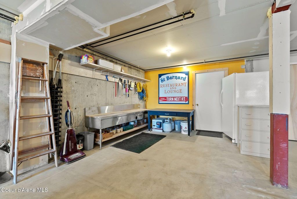 155 Crystal Springs Rd, 401, Sandpoint, ID 83864 photo 27